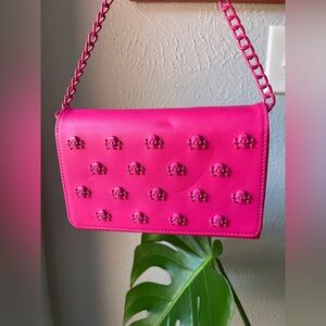 Betsey Johnson Skulls Halloween Crossbody Purse Clutch Bag - Hot Pink 🩷